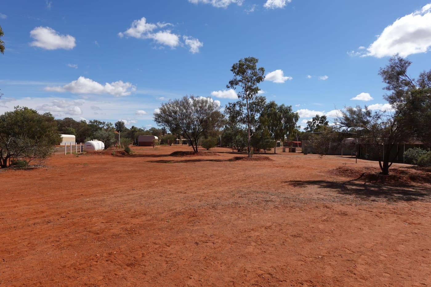 Yulara coach campground.